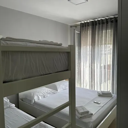 Merville 6 Apartament *