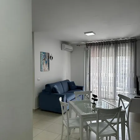 Merville 6 아파트 Durrës